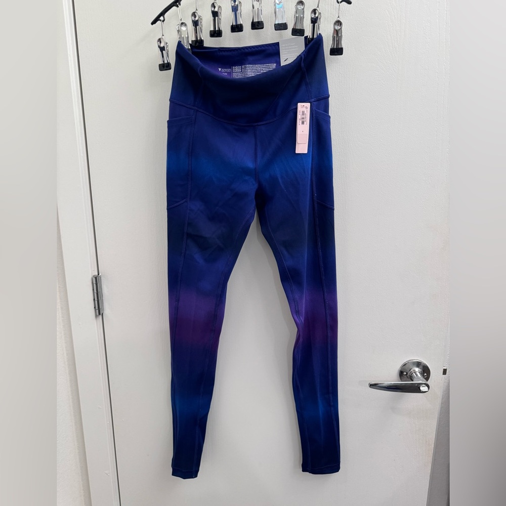 🔥NWT🔥VS LEGGINGS in hard to find color